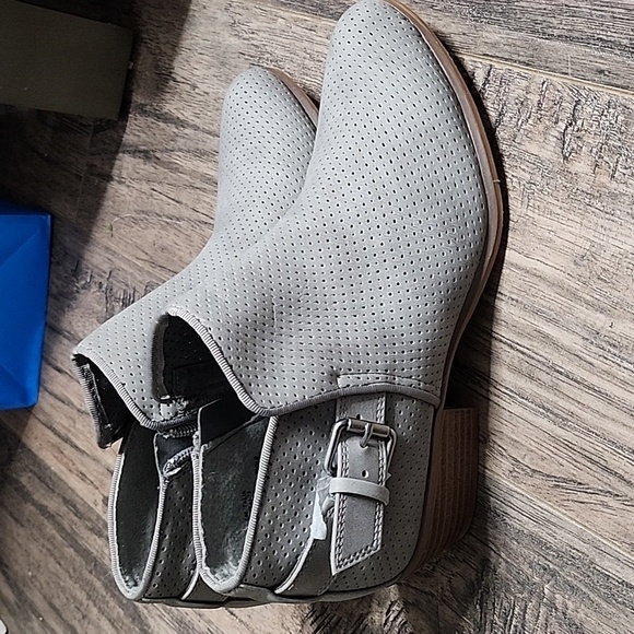 ESPRIT Ankle boots - Picture 2 of 5